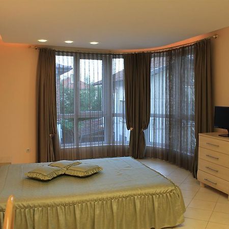 Stela Guest House Tsarevo Bagian luar foto