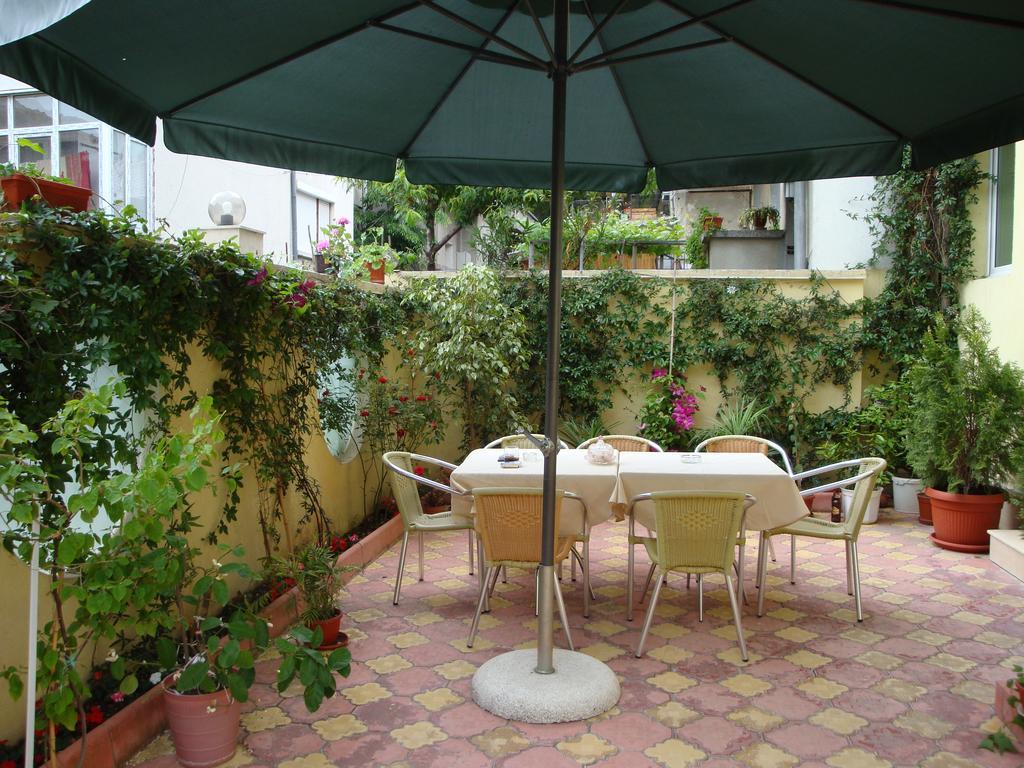 Stela Guest House Tsarevo Bagian luar foto