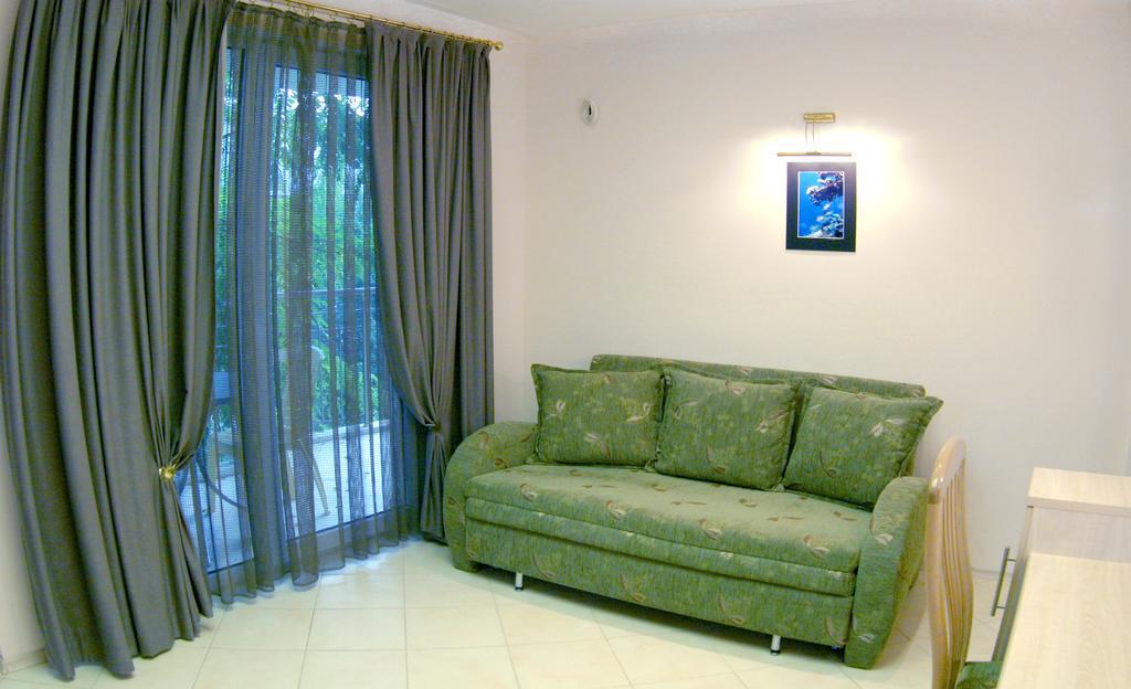 Stela Guest House Tsarevo Ruang foto